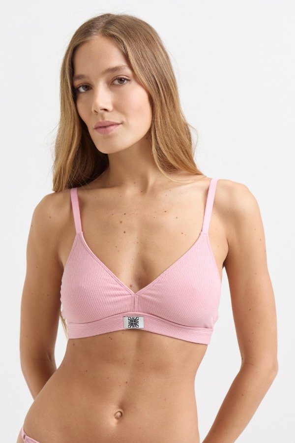 Producto - Triangulo Feel Free