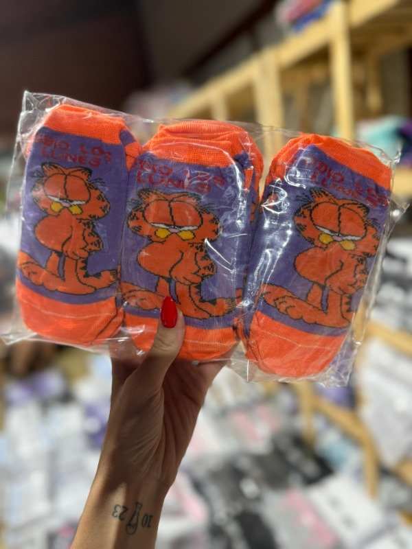 Producto - Docena Cerrada Soquetes Kids Garfield