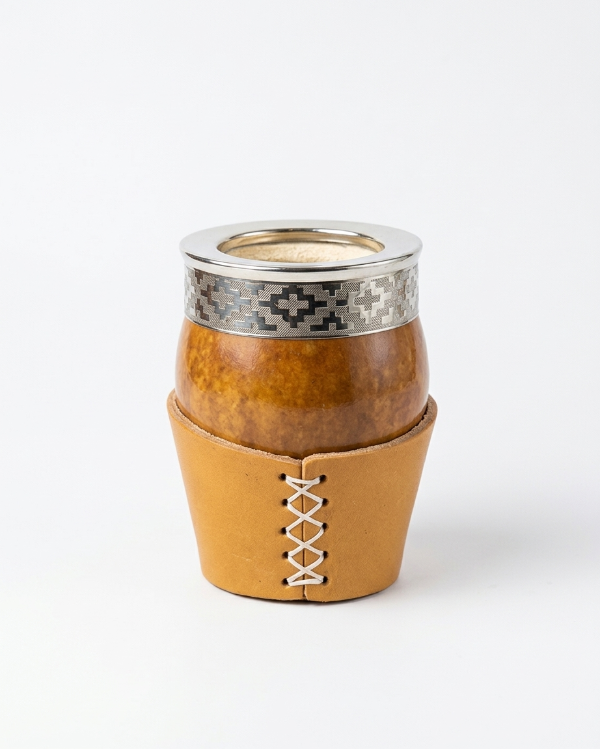 Producto - Mate Criollo Imperial Con base de cuero crudo y virola de alpaca - 5