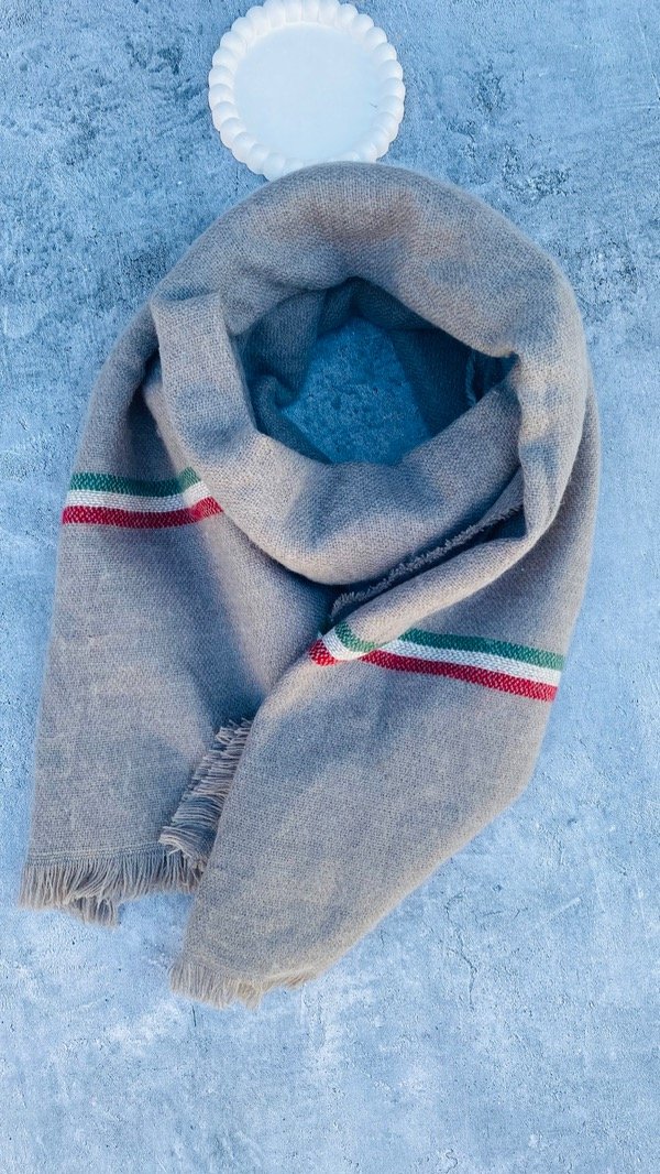 Producto - RUANA NACIONAL 12