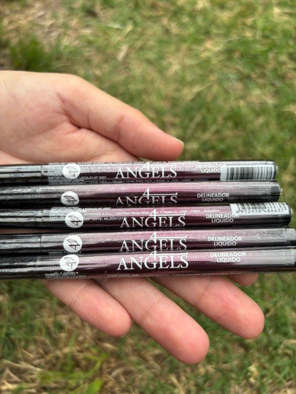 Producto - Delineador líquido