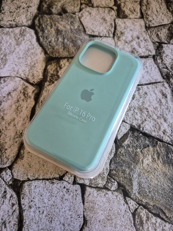 Producto - Funda silicone case logo Iphone 16 Pro turquesa