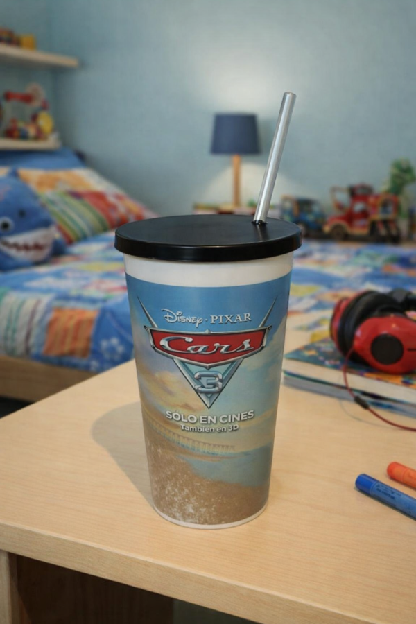 Producto - Cars 3 Rayo Mcqueen Vaso De 850 Cm3 (usado1)