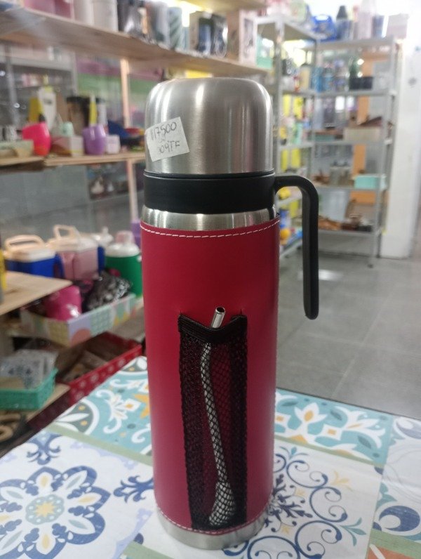 Producto - Termo Forro Cuerina Rojo