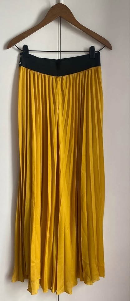 Producto - Falda plisada Zara