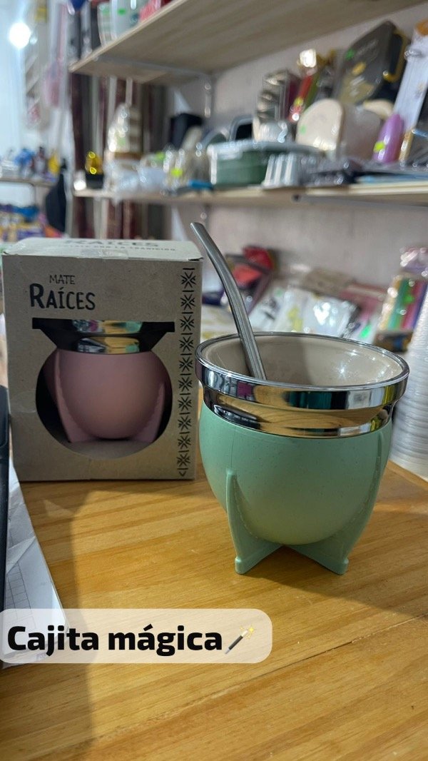 Producto - Mate Raíces con bombilla