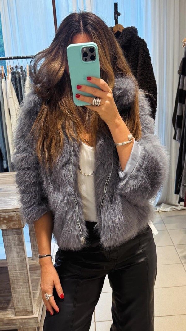 Producto - Tapado GRIS