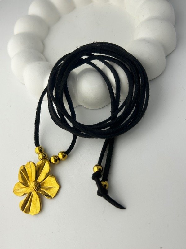 Producto - CHOCKER DE GAMUZA DORADO 5005