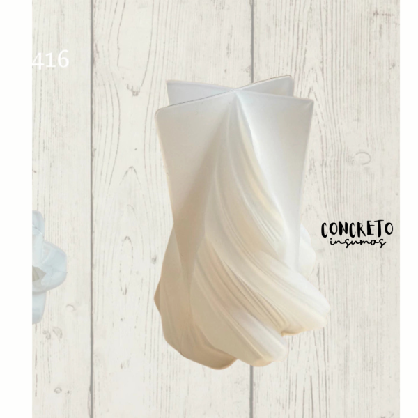 Producto - MOLDE DE SILICONA ARBOLITO ESPIRAL