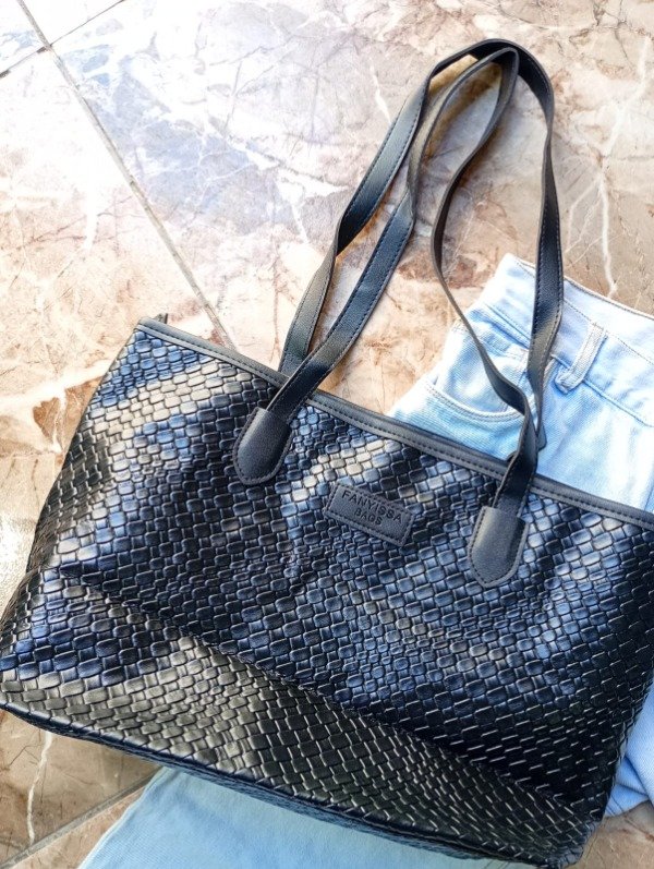 Producto - Modelo Tote Croco