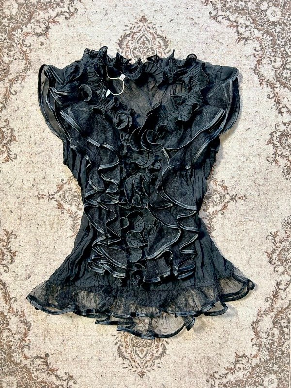 Producto - Ruffle Black shirt - 0