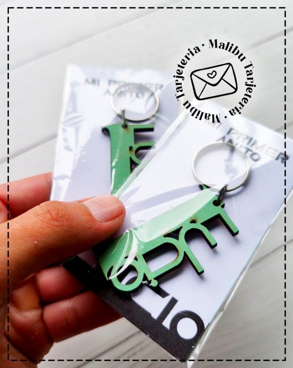Producto - Llaver para primer añito modelo LCL1-0001