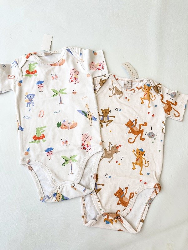 Producto - BODIES HAWAI Y GATOS 18 a 24 meses
