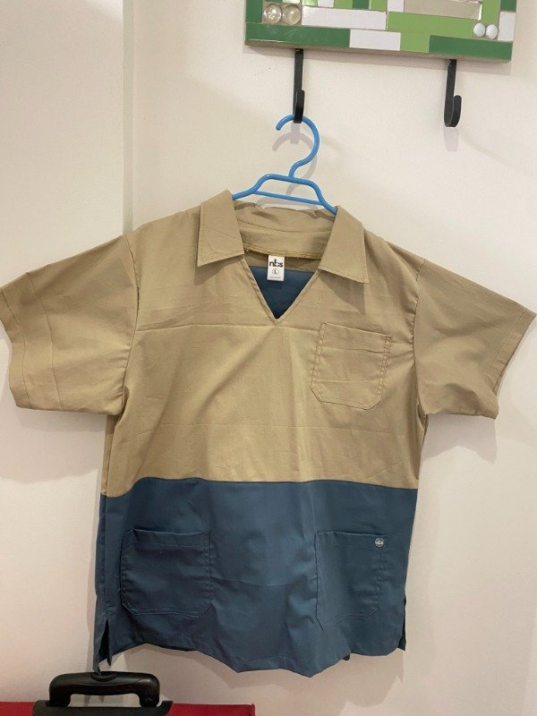 Producto - Conjunto unisex beige y petróleo NBS