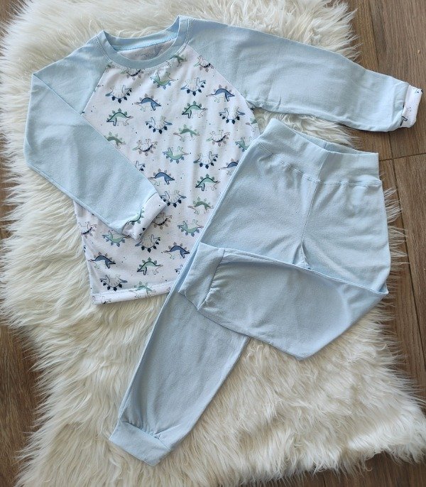 Producto - Pijama dinos combinado