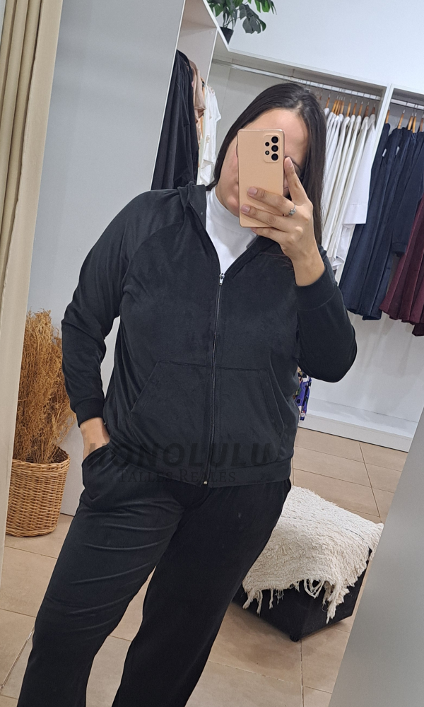 Producto - Campera Dapnhe de Plush Negro