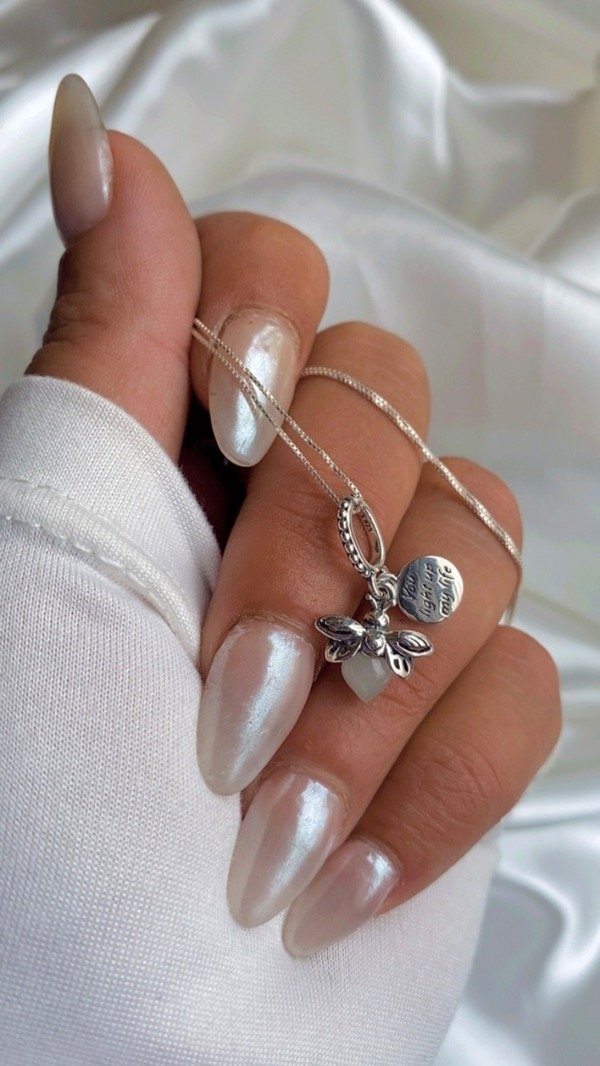 Producto - Collar luciernaga ( brilla en la oscuridad )