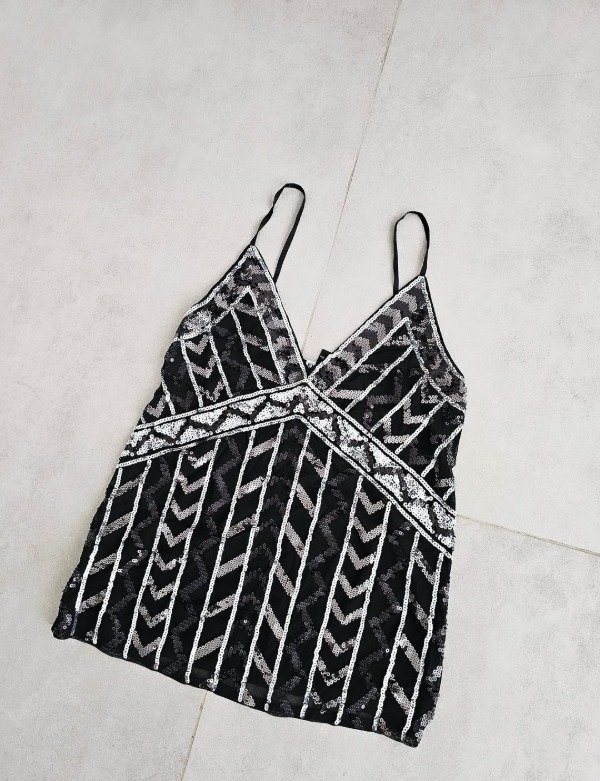 Producto - Musculosa express Lentejuelas nueva