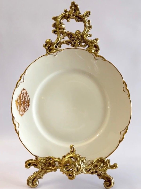 Producto - Plato Monograma France