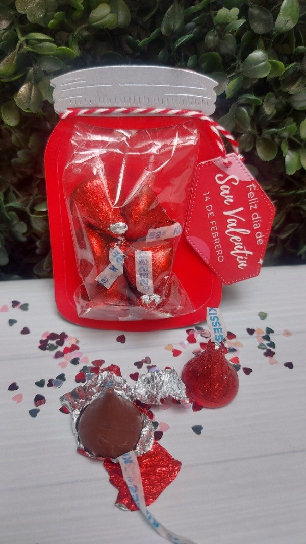Producto - Bombones, tarjetas y pequeños regalos
