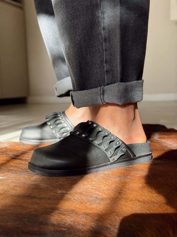 Producto - RUNA NEGRO CUERO - SIN DEVOLUCIÓN (últimos 35 y 36)