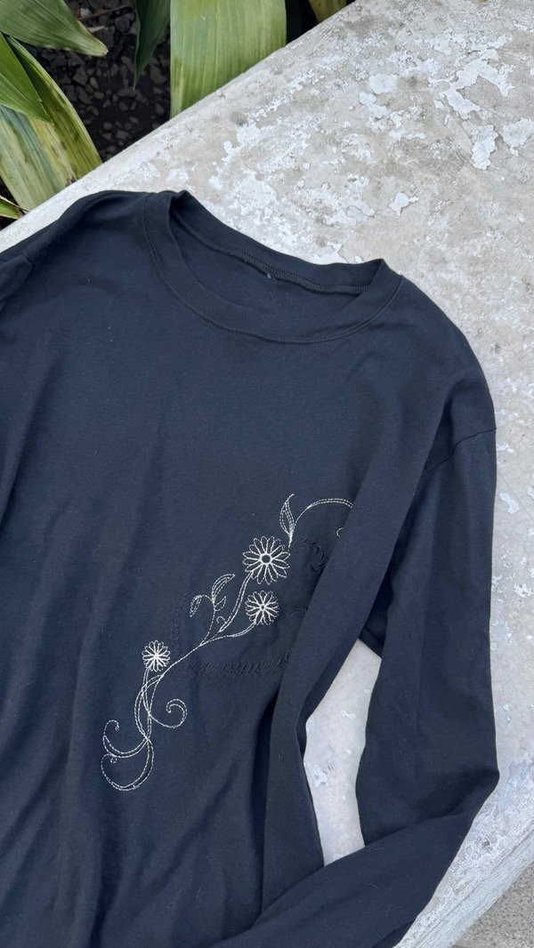 Remera manga larga Whimsy — imagen 2