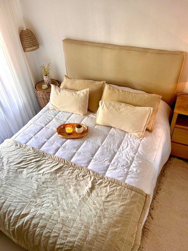 Producto - Pillow rayado Akira (arena)