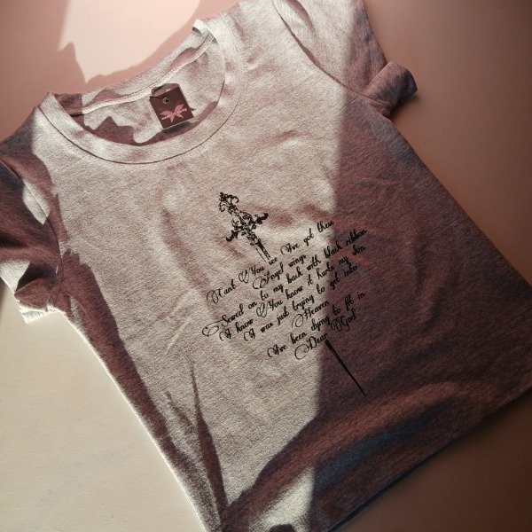 Producto - Remera daga