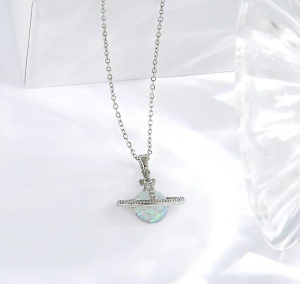 Producto - Collar Vivienne W Tornasolado