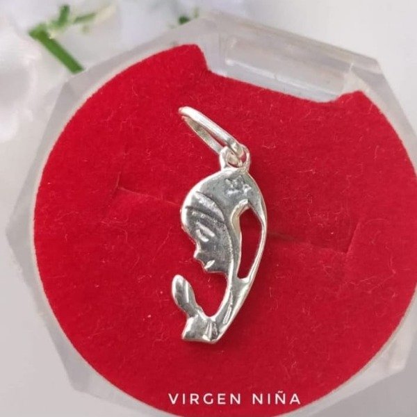 Producto - Dije italiano virgen niña