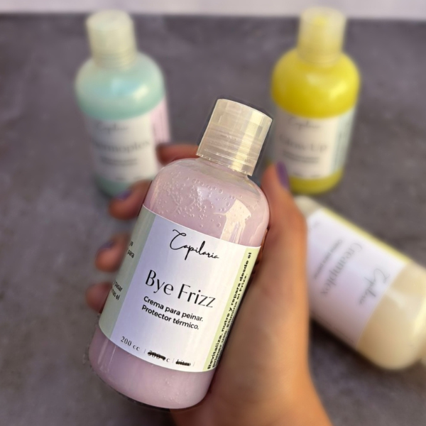 Producto - Bye Frizz, protector térmico