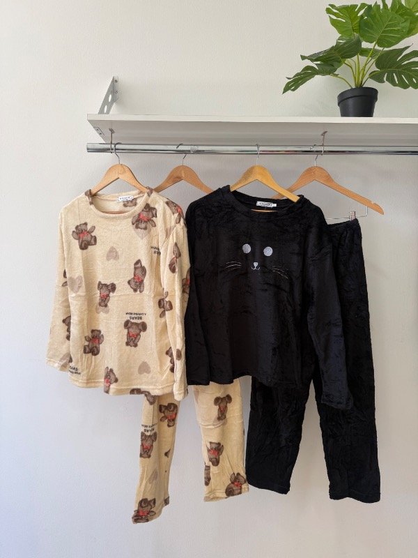 Producto - Pijama Plush Muna (Talle 38/40/42)