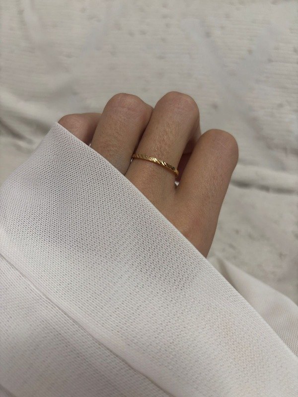 Producto - Anillo Calado Simple Acero Dorado