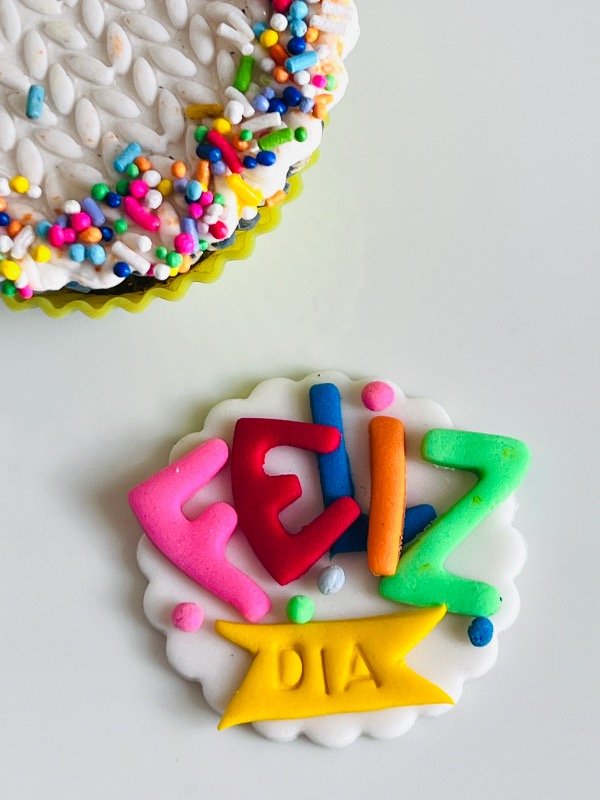 Producto - Feliz día topper x 12 unidades - 0