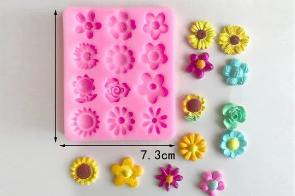 Producto - Molde Flores Surtidas x12