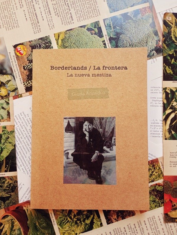 Producto - BORDERLANDS / LA FRONTERA. La nueva mestiza de Gloria Anzaldúa