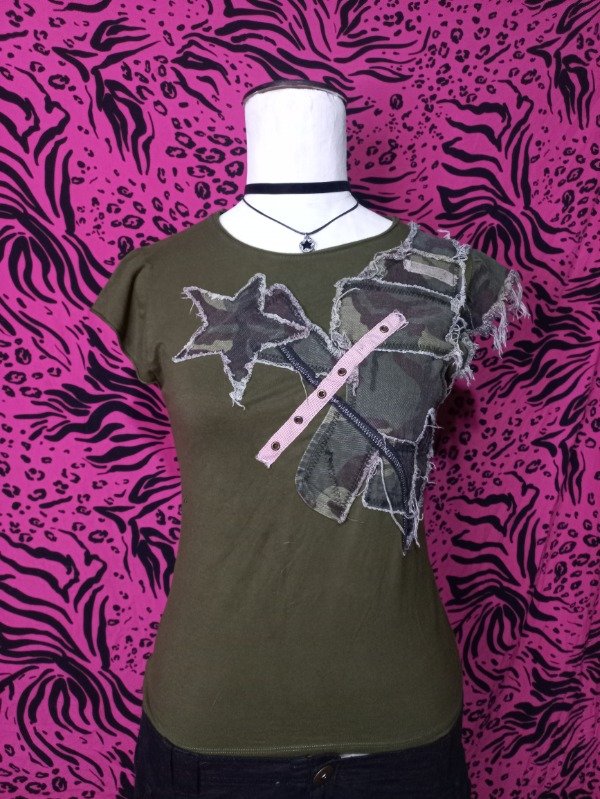 Producto - Remera Militar