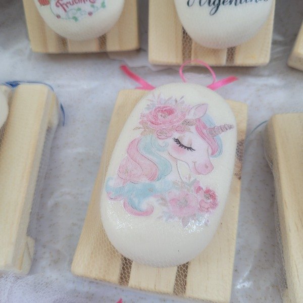 Producto - JABON UNICORNIO CON FLORES SHABBY