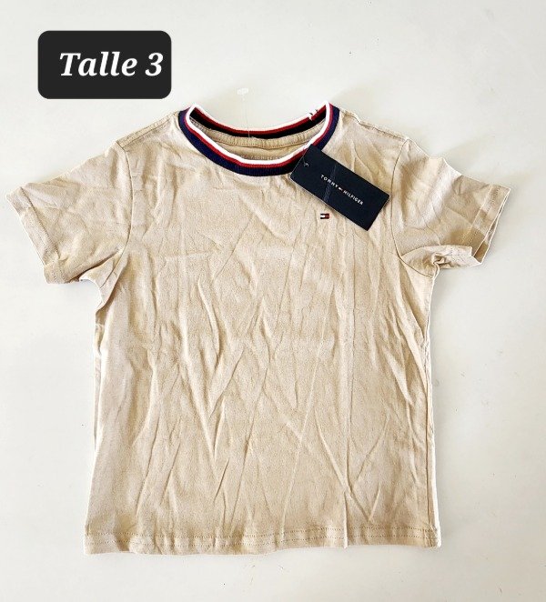 Producto - Remera manga corta Tommy Hilfiger talle 3 beighe