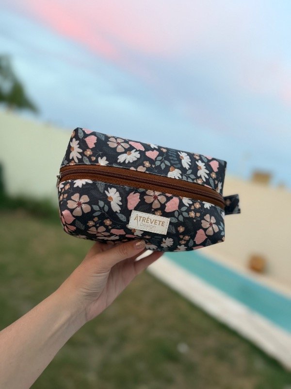 Producto - CARTU CUBO - FLORES FONDO OSCURO