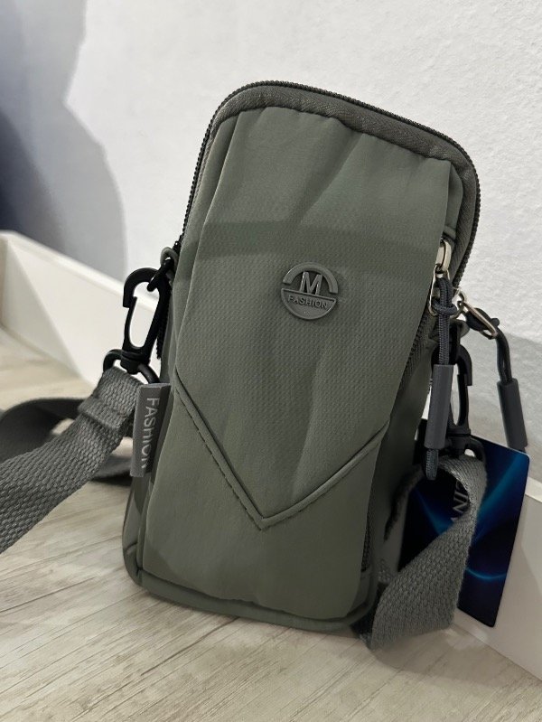 Producto - Portacelu verde