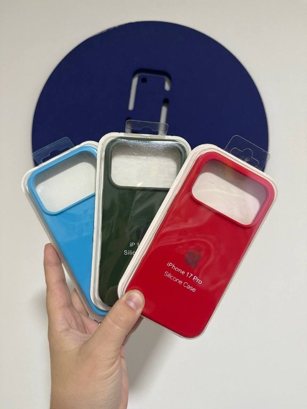 Producto - FUNDA SILICONE CASE CON LOGO IPHONE 17 PRO