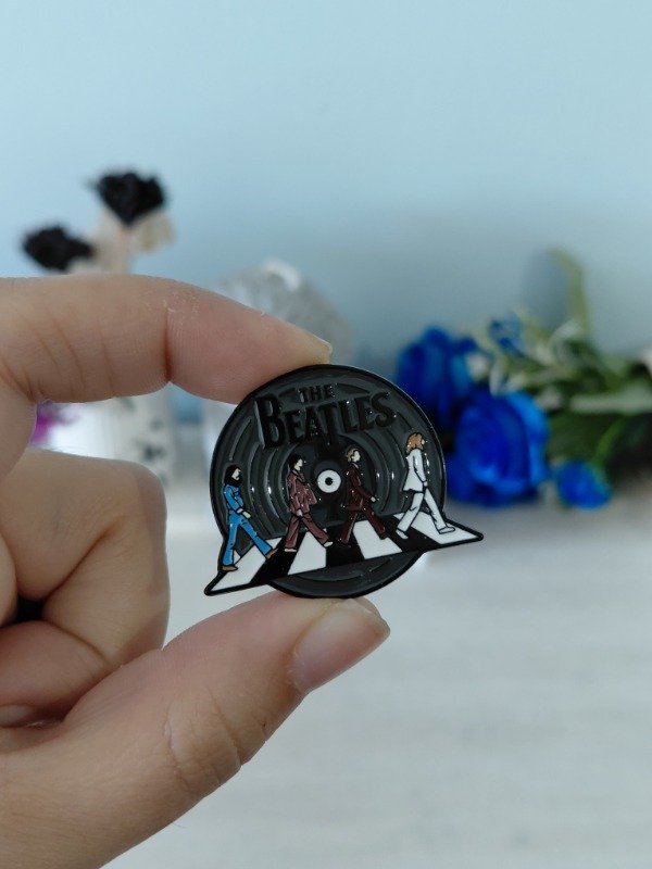 Producto - Pin metalizado - The Beatles #1143