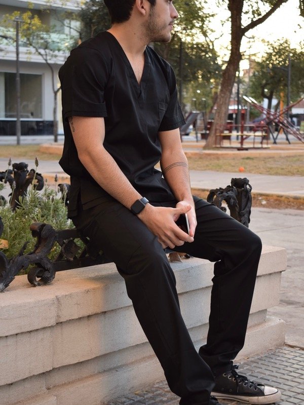 Producto - POLO ARCIEL (Negro liso)