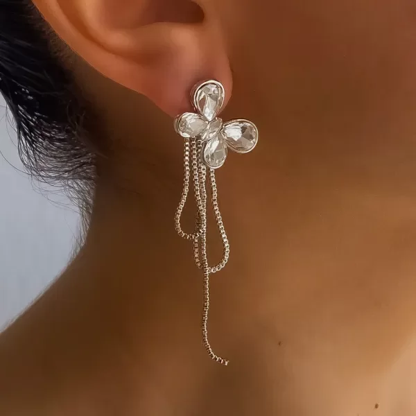 Producto - AROS ÉCLIS MARIPOSA 6.5CM