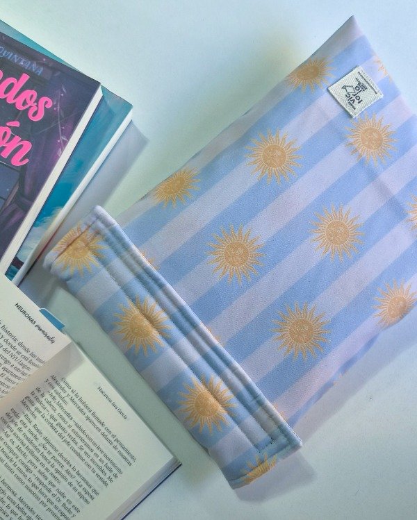 Producto - Funda para libros extra estándar Sol de Mayo IMPERMEABLE - 4