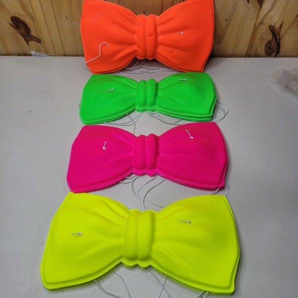 Producto - Moño fluor x12u.