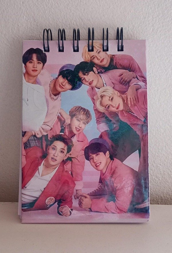 Producto - Anotador Stray Kids