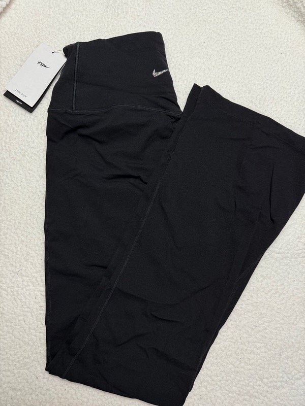 Producto - Calza Nike Yoga