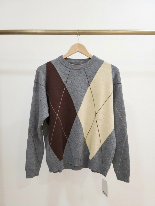 Producto - Sweater rombos gris